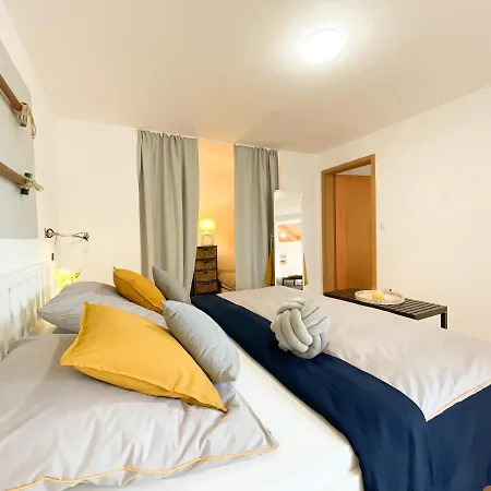Apartment Fru Hansen - Ferienwohnung In