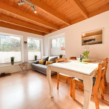 Fru Hansen - Ferienwohnung In Apartment Bistensee
